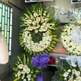 Hoa chia buồn mẫu 043