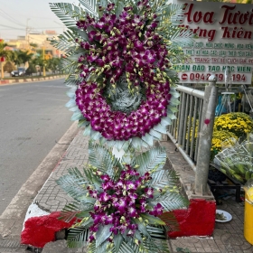 Hoa chia buồn mẫu 053