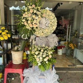 Hoa chia buồn mẫu 054