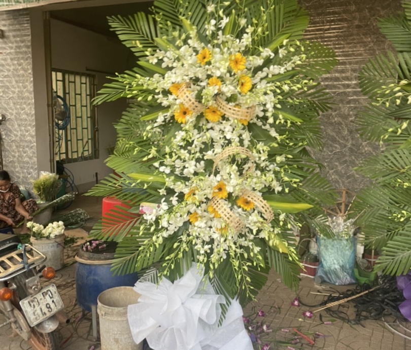 đặt hoa chia buồn vĩnh cửu