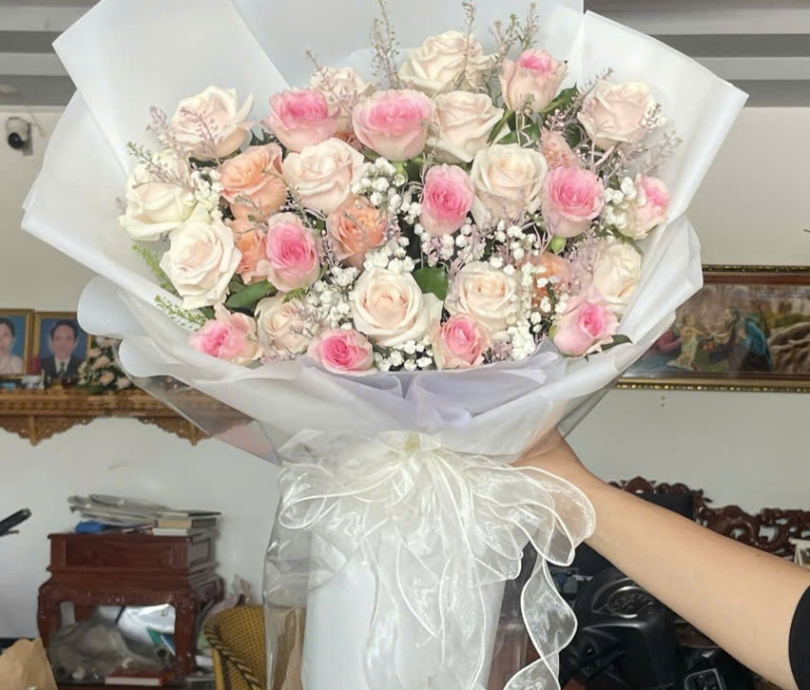Hoa bó hồng - trắng - shop hoa tươi vĩnh cửu