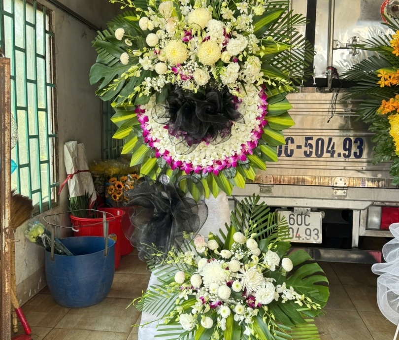 Hoa chia buồn mẫu 024