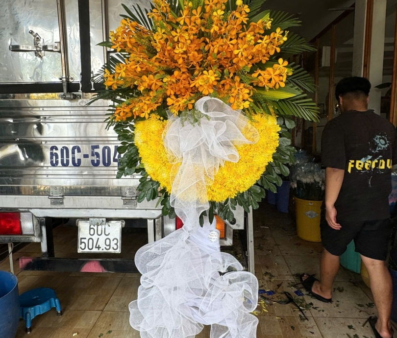 Hoa chia buồn mẫu 025