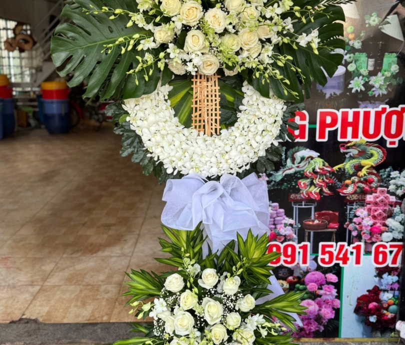 Hoa chia buồn mẫu 036