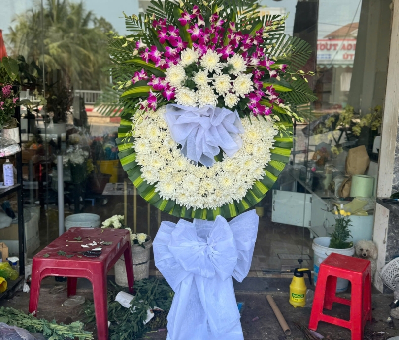 Hoa chia buồn mẫu 037