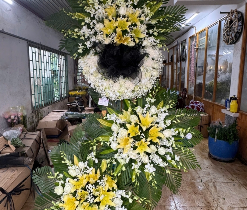 Hoa chia buồn mẫu 044