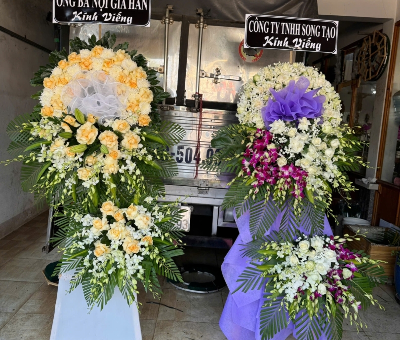 Hoa chia buồn mẫu 051