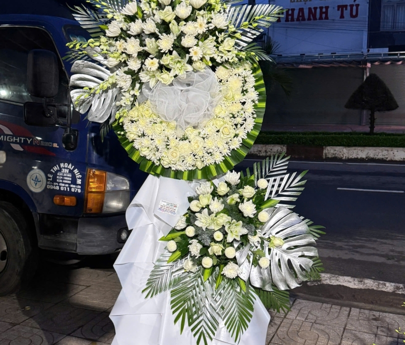 Hoa chia buồn mẫu 054